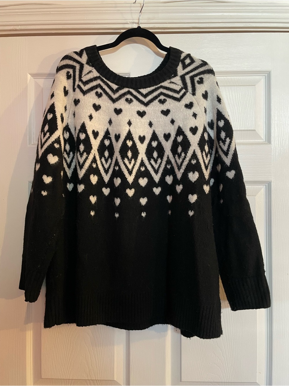 torrid Black & White Heart Yoke Crewneck Sweater
